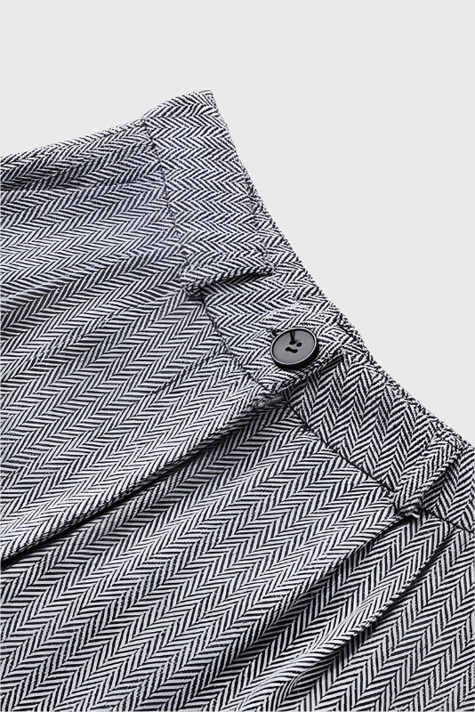 Evena Kelnės kostiumas pasitikėjimui elegancija