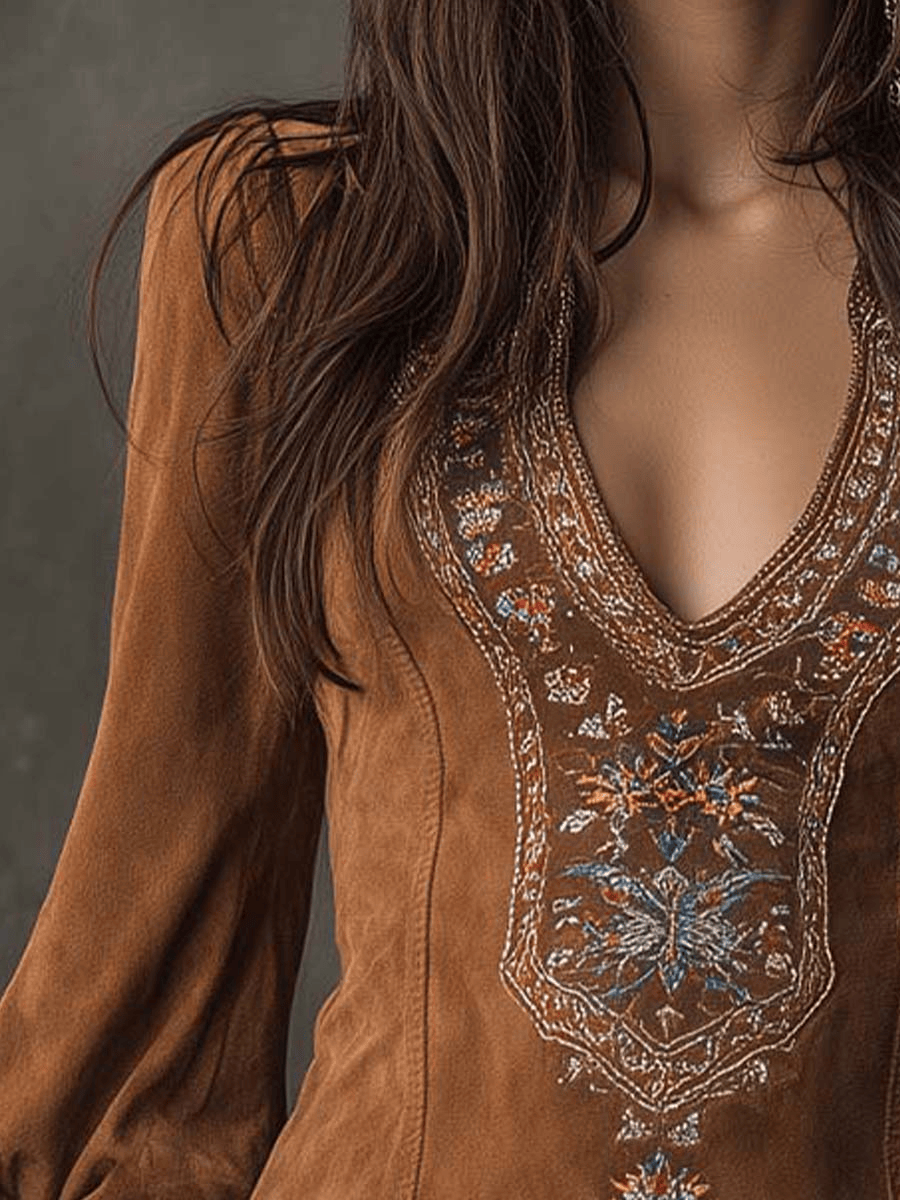 Viola – Siuvinėta Suede Mini Suknelė